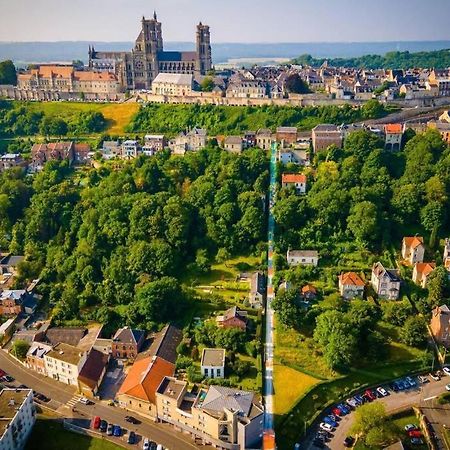 Апартаменты Au Coeur De La Cite Medievale Лан Экстерьер фото